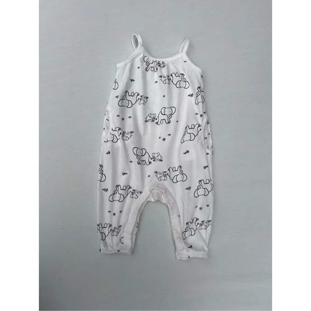 Old Navy Baby Elephant print Baby romper size 3-6 months